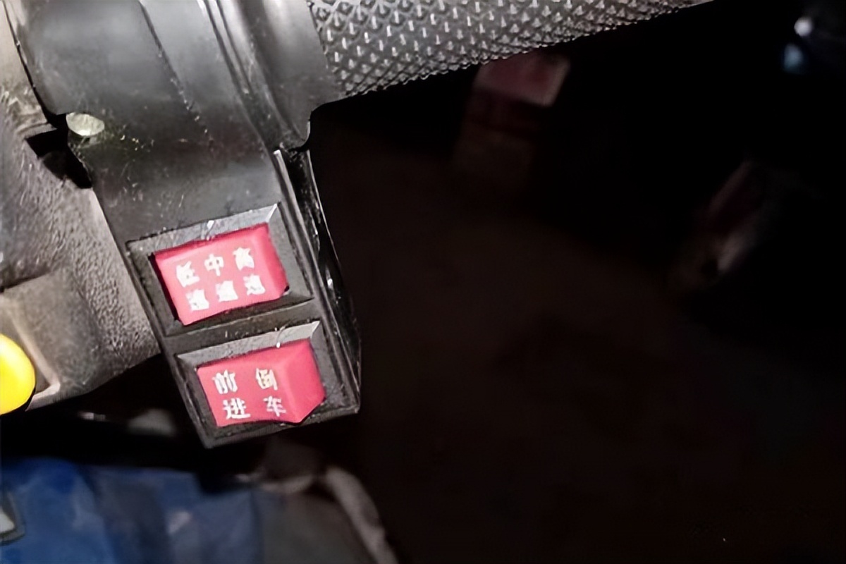 5e7403b7683e4c4e931f89bcead5da26