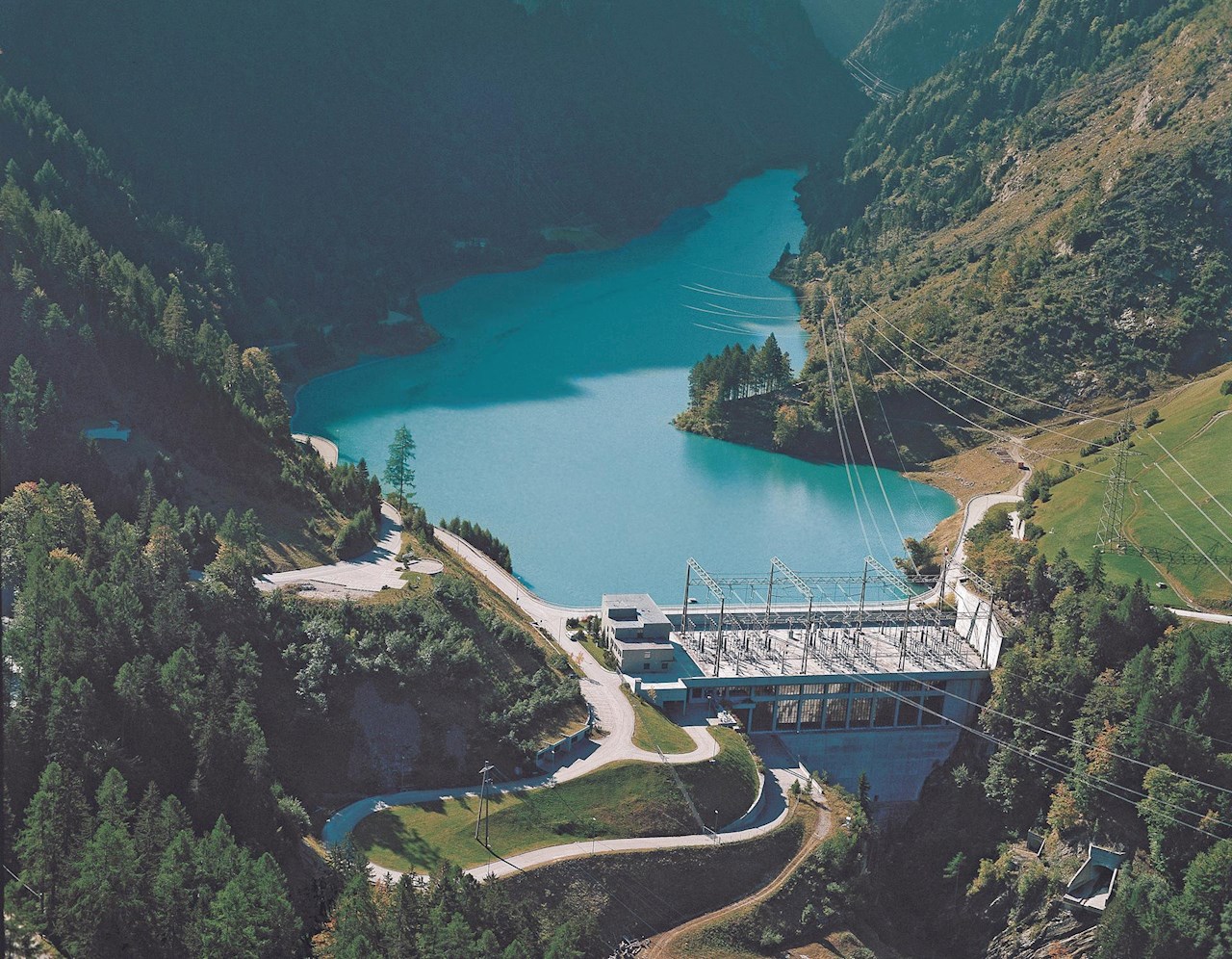 ABB 推出工業(yè)規(guī)模的旋轉(zhuǎn)設(shè)備無線狀態(tài)監(jiān)測解決方案